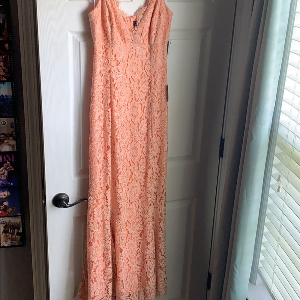 LIMITED TIME LULUS lace dress